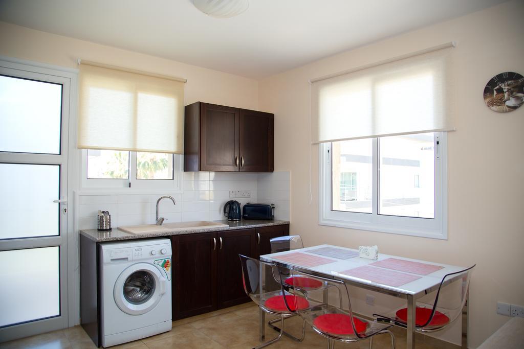 Frida Apartments Limassol Zewnętrze zdjęcie